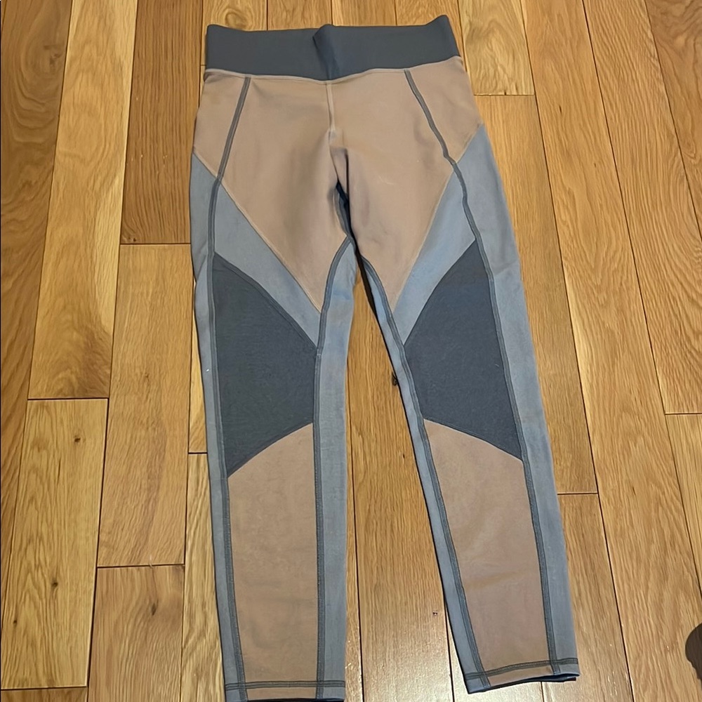 Stylish Colorblock Leggings